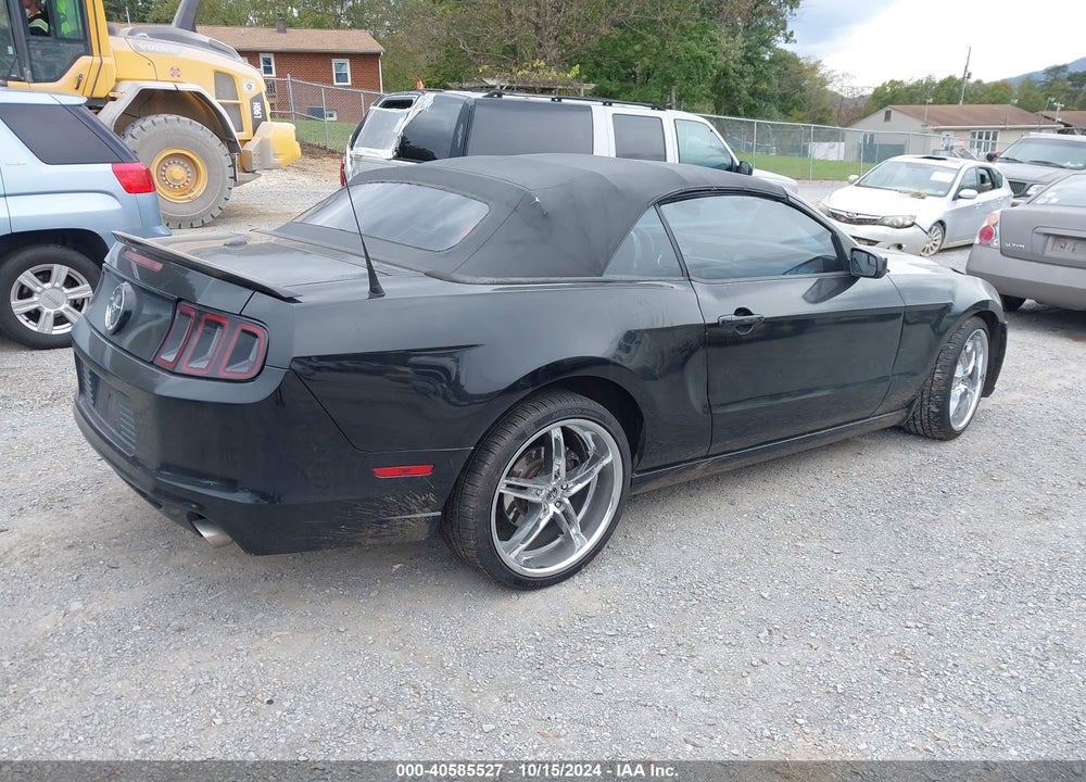 2013 FORD MUSTANG VIN: 1ZVBP8EM3D5211391