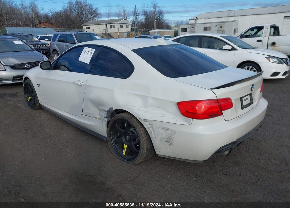 2011 BMW 335I XDRIVE VIN: WBAKF9C57BE620415