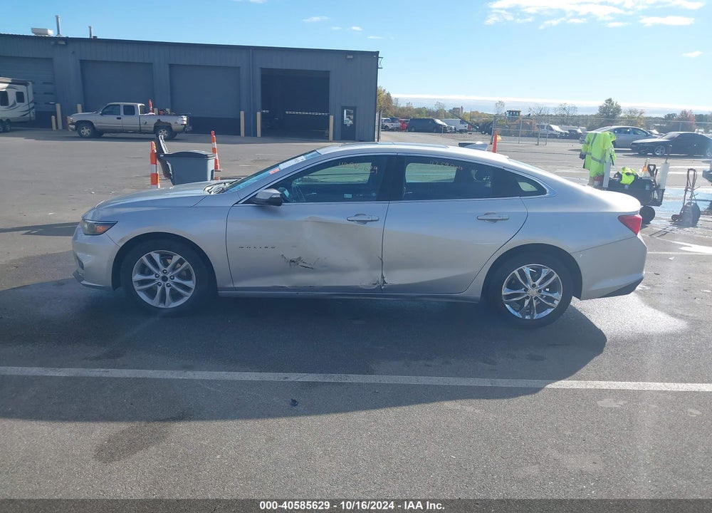 2018 CHEVROLET MALIBU LT VIN: 1G1ZD5ST4JF122710