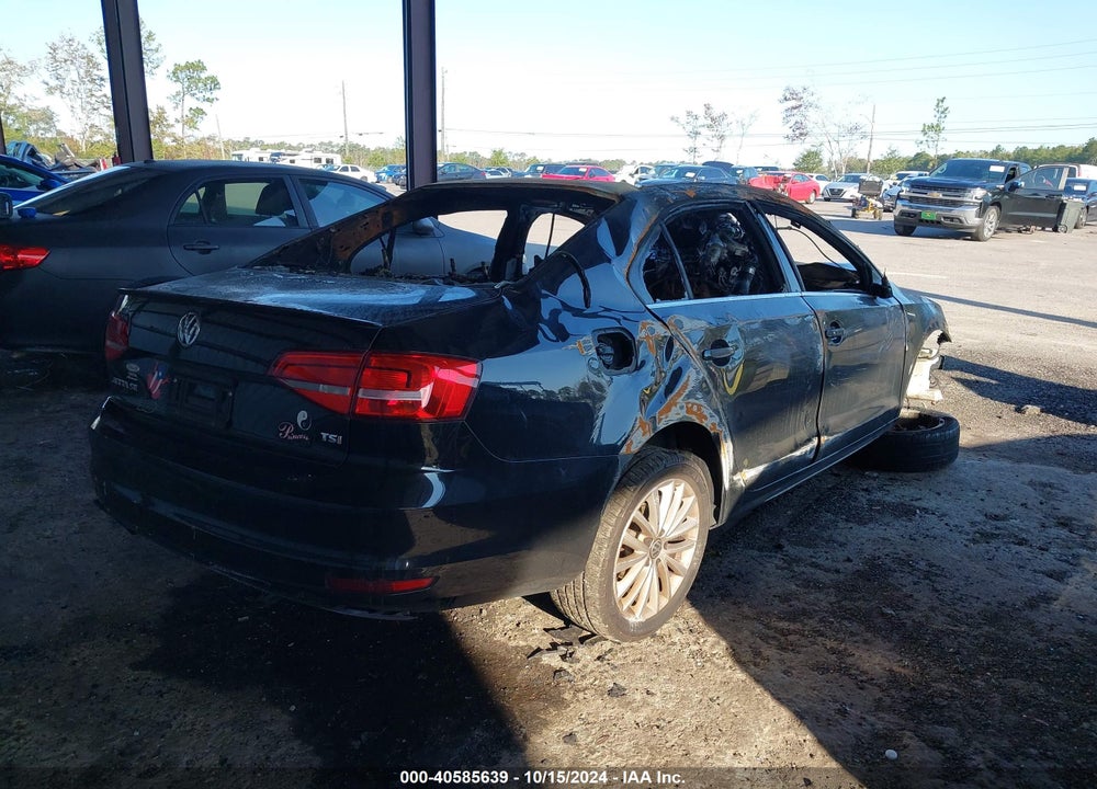 2015 VOLKSWAGEN JETTA 1.8T SE VIN: 3VWD07AJ2FM321381