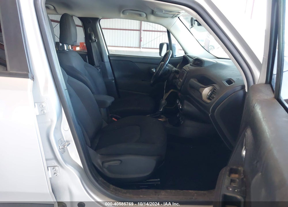 2015 JEEP RENEGADE LATITUDE VIN: ZACCJBBT2FPB16896