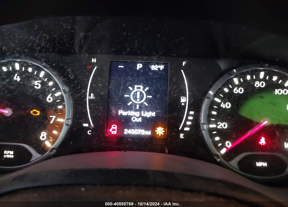 2015 JEEP RENEGADE LATITUDE VIN: ZACCJBBT2FPB16896