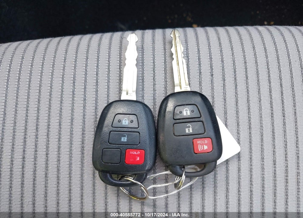 2013 TOYOTA RAV4 LE VIN: 2T3BFREV1DW054599