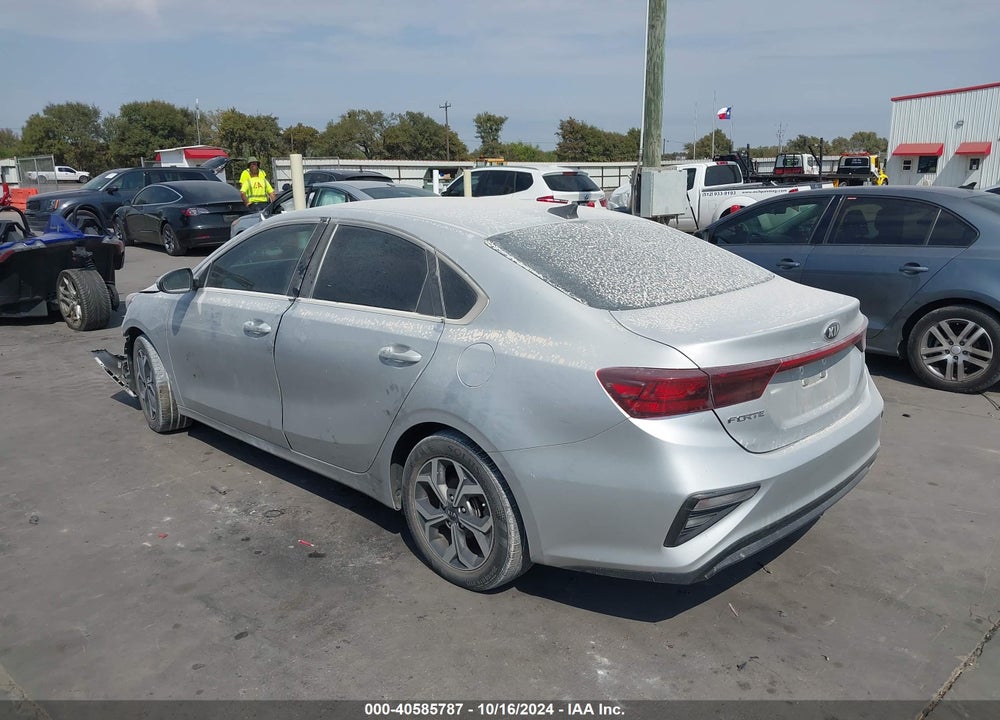 2019 KIA FORTE LXS VIN: 3KPF24ADXKE070354