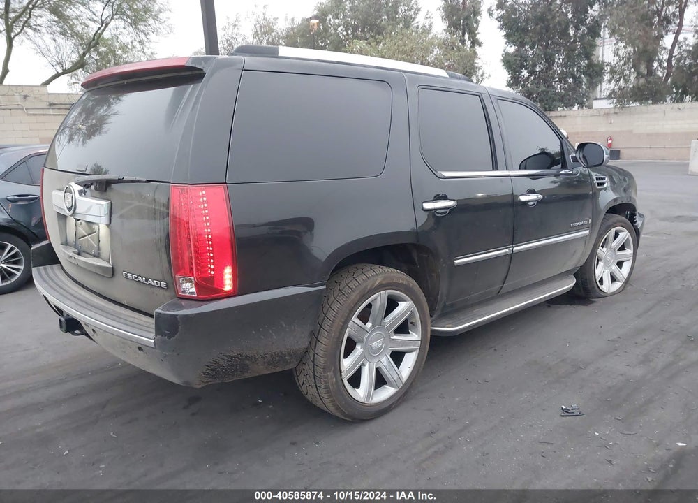 2007 CADILLAC ESCALADE STANDARD VIN: 1GYEC638X7R369787