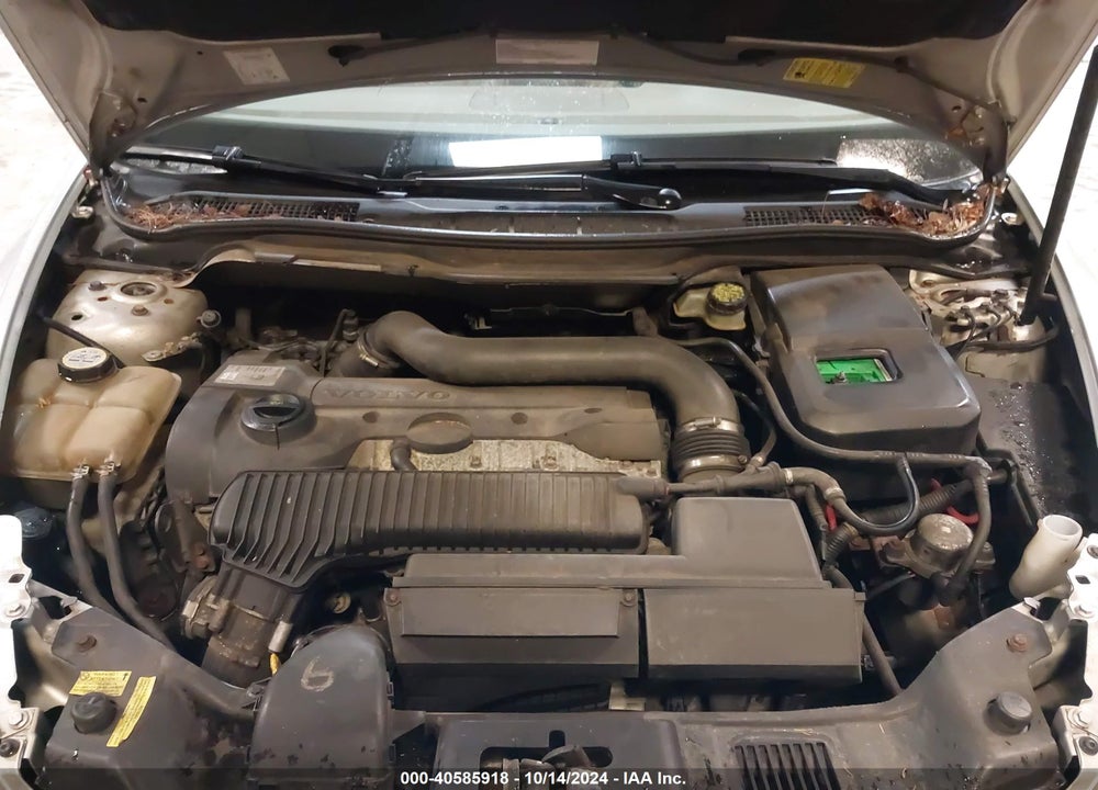 2005 VOLVO V50 VIN: YV1MW682552070172