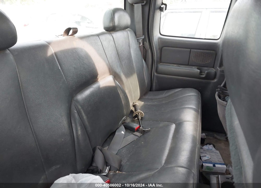 2001 CHEVROLET SILVERADO 1500 VIN: 1GCEK19V81E289086