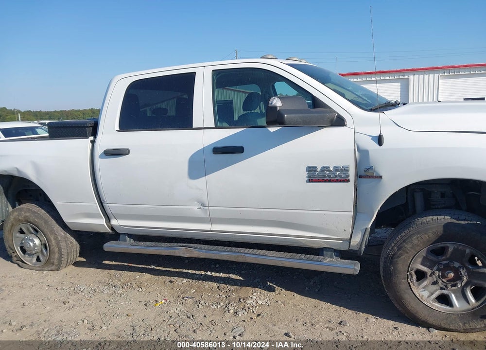 2018 RAM 2500 TRADESMAN 4X4 6'4 BOX VIN: 3C6UR5CL4JG366638