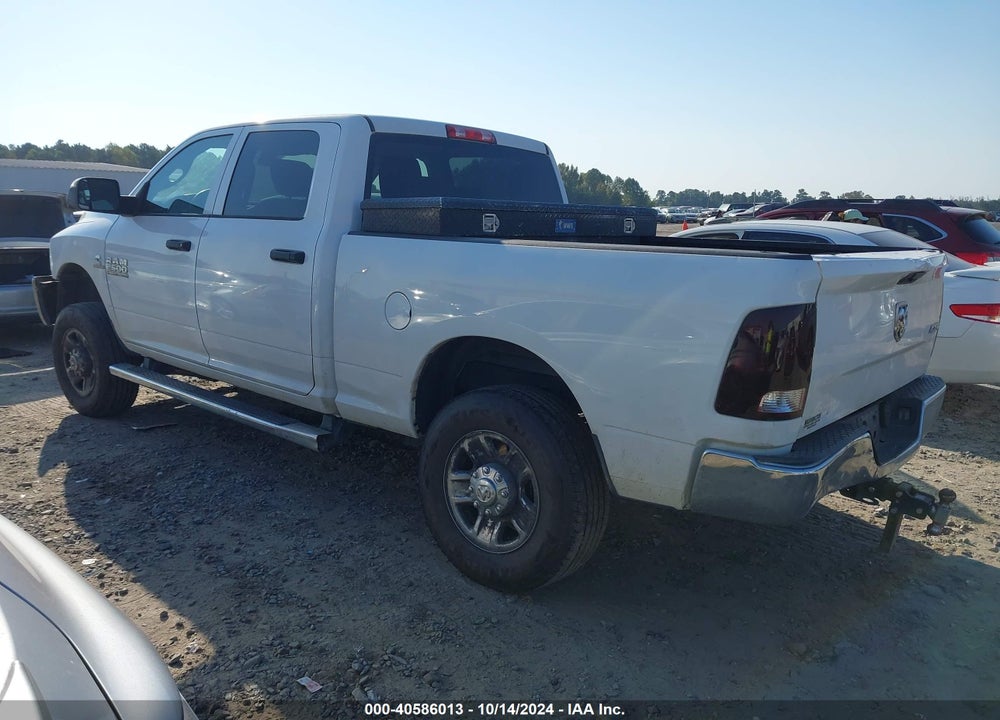 2018 RAM 2500 TRADESMAN 4X4 6'4 BOX VIN: 3C6UR5CL4JG366638