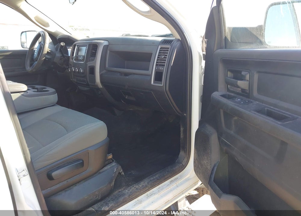 2018 RAM 2500 TRADESMAN 4X4 6'4 BOX VIN: 3C6UR5CL4JG366638