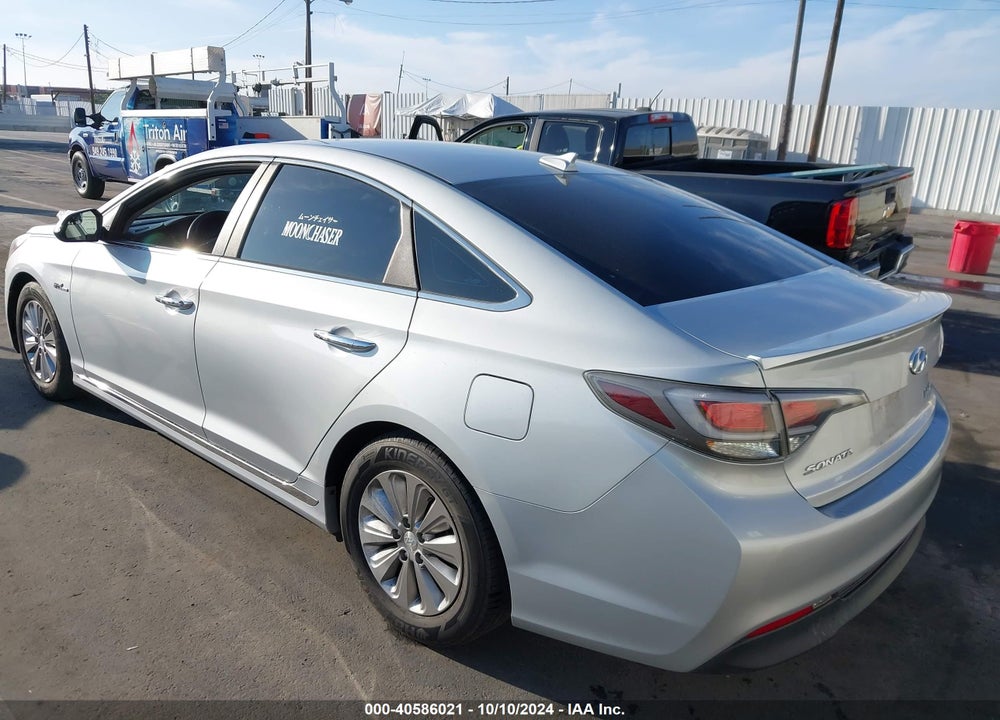 2017 HYUNDAI SONATA HYBRID SE VIN: KMHE24L30HA061301