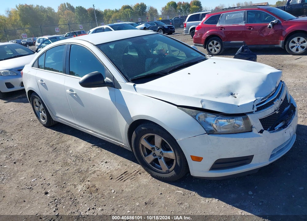2014 CHEVROLET CRUZE 1LT AUTO VIN: 1G1PC5SB7E7117079