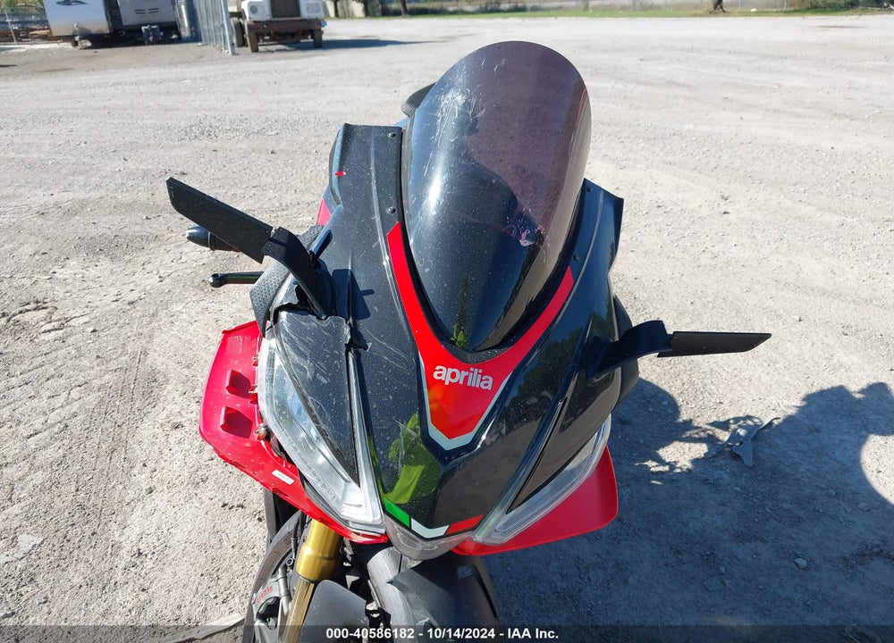 2021 APRILIA RSV4 FACTORY VIN: ZD4KYUB08MS000218
