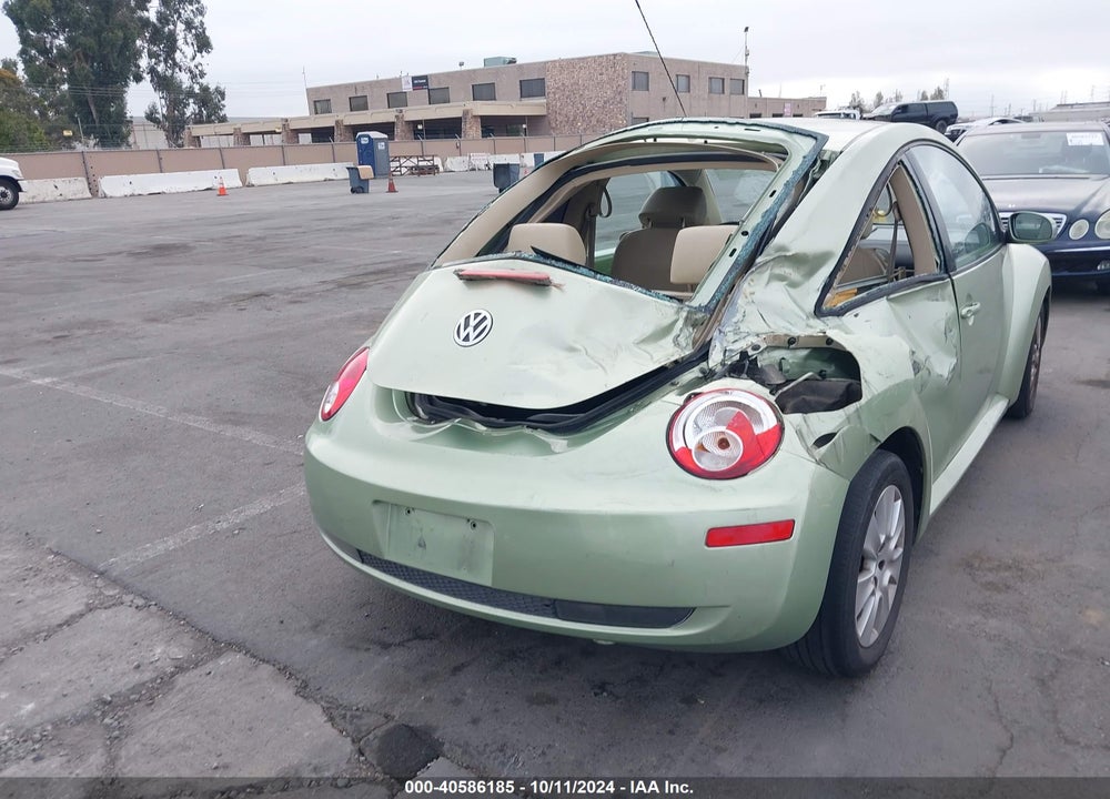 2008 VOLKSWAGEN NEW BEETLE S/SE VIN: 3VWRG31C68M500490