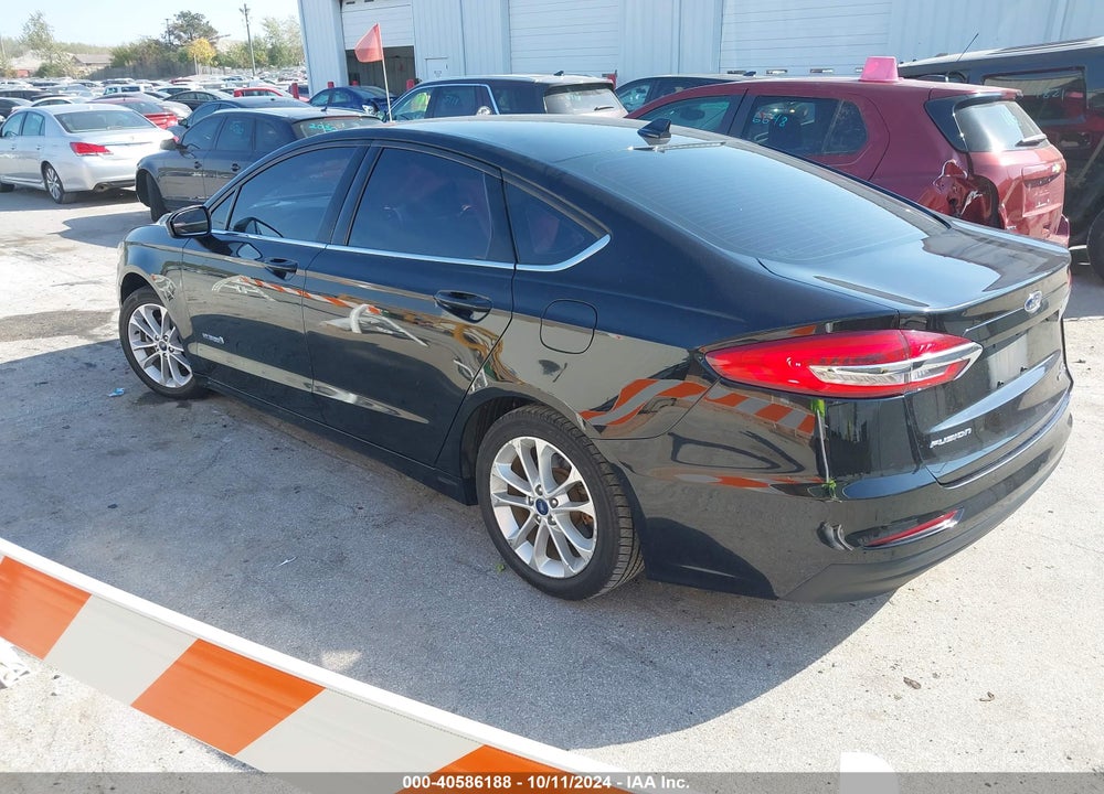 2019 FORD FUSION HYBRID SE VIN: 3FA6P0LU9KR120098