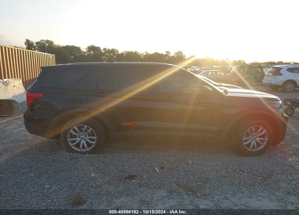 2021 FORD POLICE INTERCEPTOR UTILITY VIN: 1FM5K8AW4MNA08589
