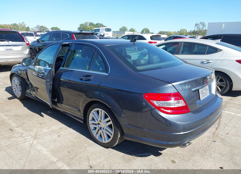 2009 MERCEDES-BENZ C 300 LUXURY/SPORT VIN: WDDGF54X09R072140