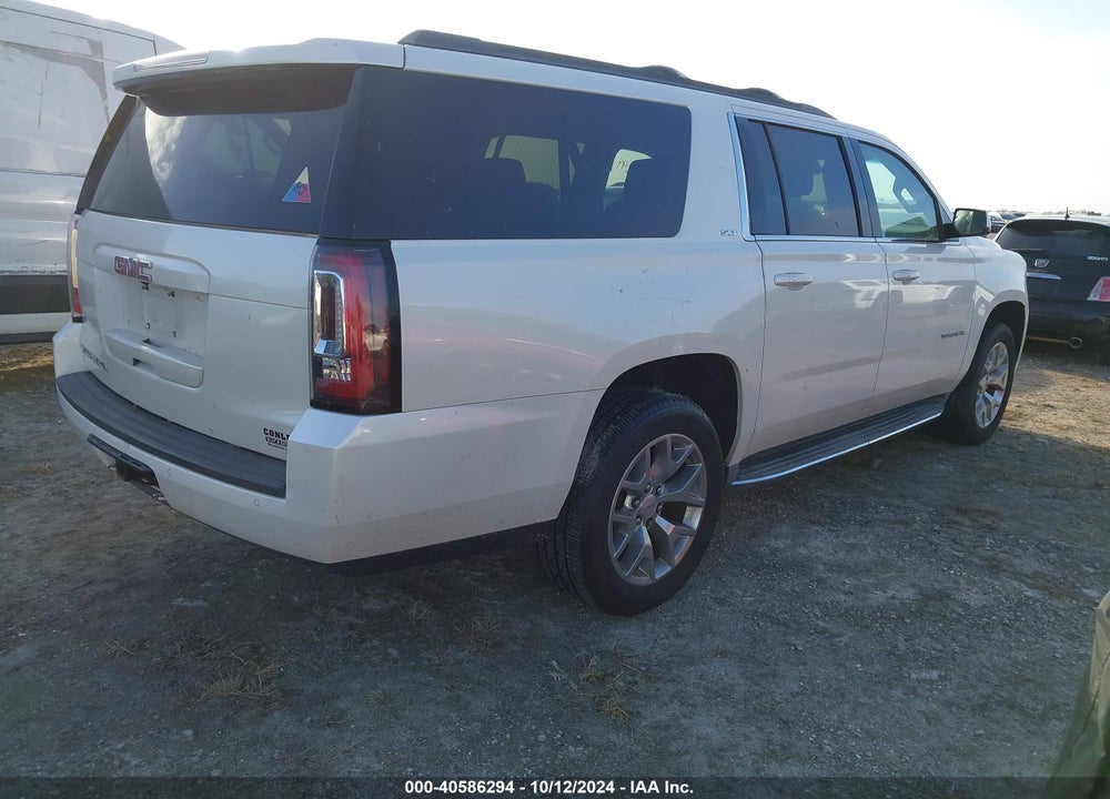 2015 GMC YUKON XL 1500 SLT VIN: 1GKS1HKC5FR592371