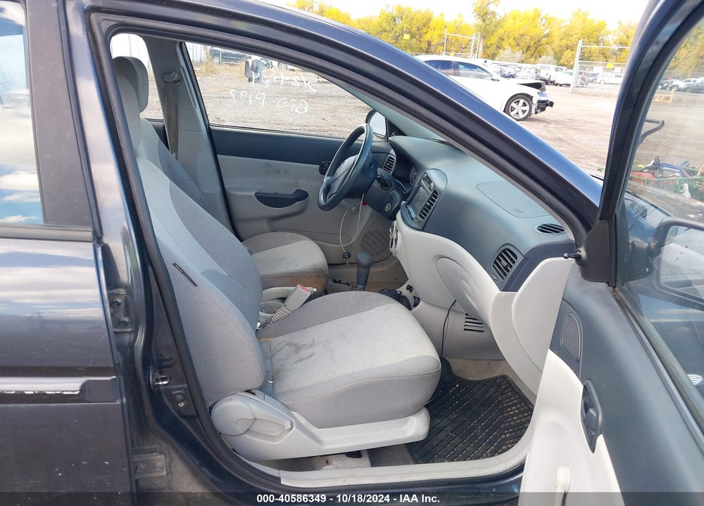 2007 HYUNDAI ACCENT GLS VIN: KMHCN46C37U090833
