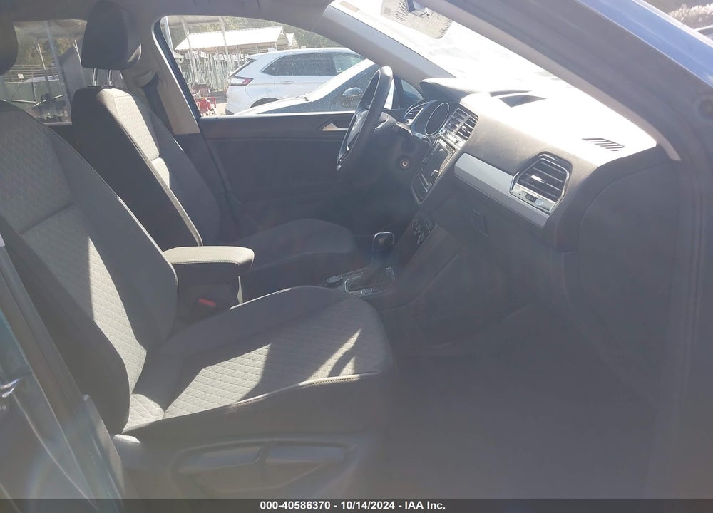 2019 VOLKSWAGEN TIGUAN 2.0T S VIN: 3VV0B7AX0KM026775