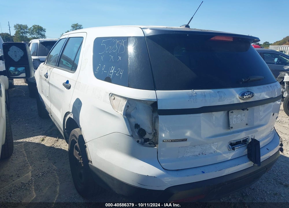 2015 FORD UTILITY POLICE INTERCEPTOR VIN: 1FM5K8AR2FGB32412
