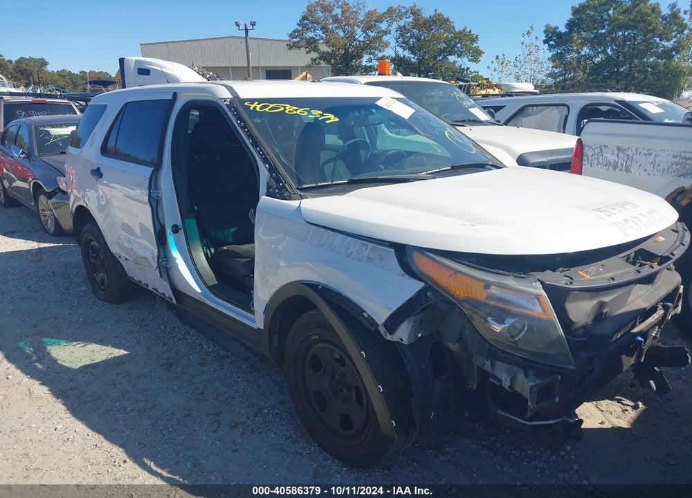 2015 FORD UTILITY POLICE INTERCEPTOR VIN: 1FM5K8AR2FGB32412