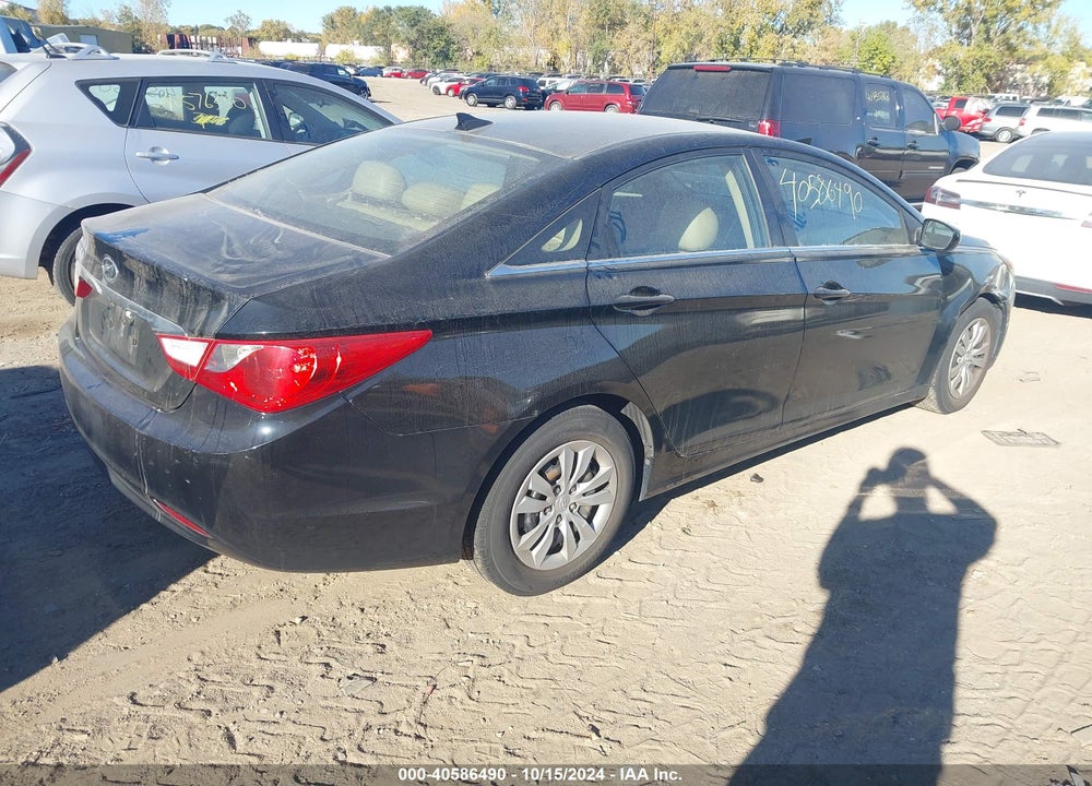 2012 HYUNDAI SONATA GLS VIN: 5NPEB4AC9CH457283