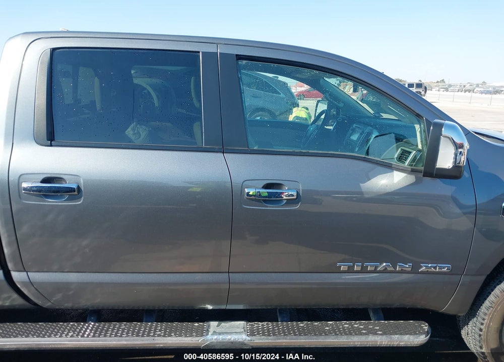 2017 NISSAN TITAN XD SV DIESEL VIN: 1N6BA1F40HN535881