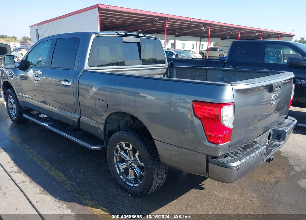 2017 NISSAN TITAN XD SV DIESEL VIN: 1N6BA1F40HN535881