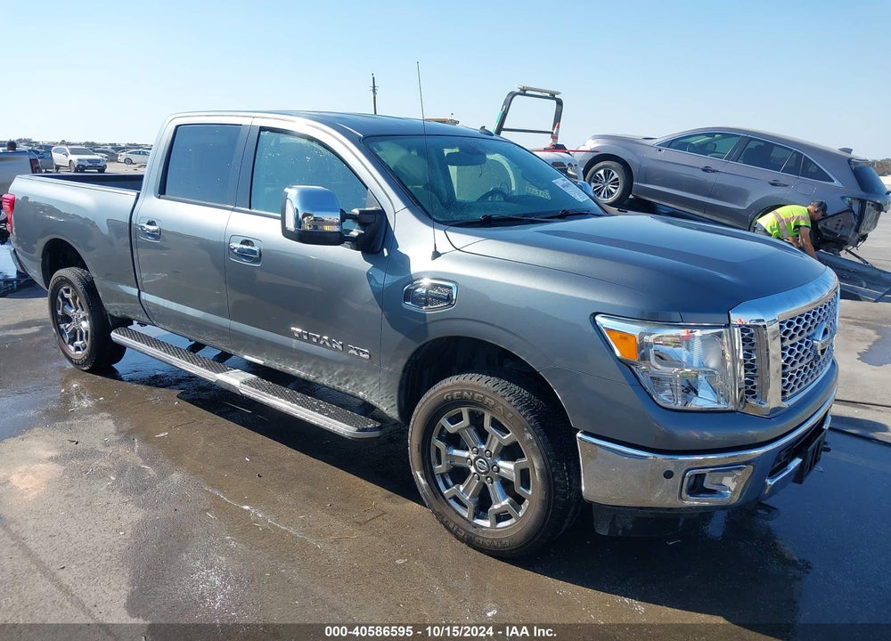 2017 NISSAN TITAN XD SV DIESEL VIN: 1N6BA1F40HN535881