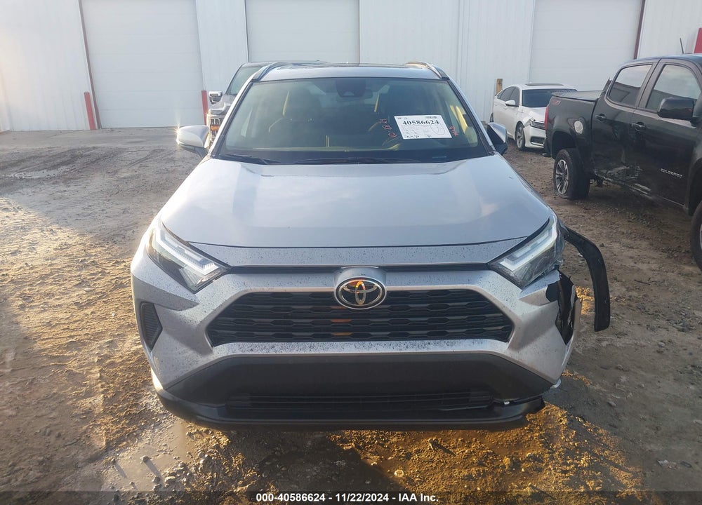 2024 TOYOTA RAV4 XLE VIN: 2T3W1RFV2RC283865