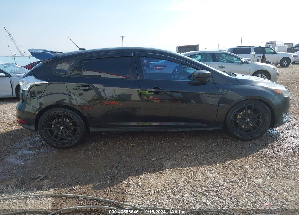 2015 FORD FOCUS SE VIN: 1FADP3K25FL341257