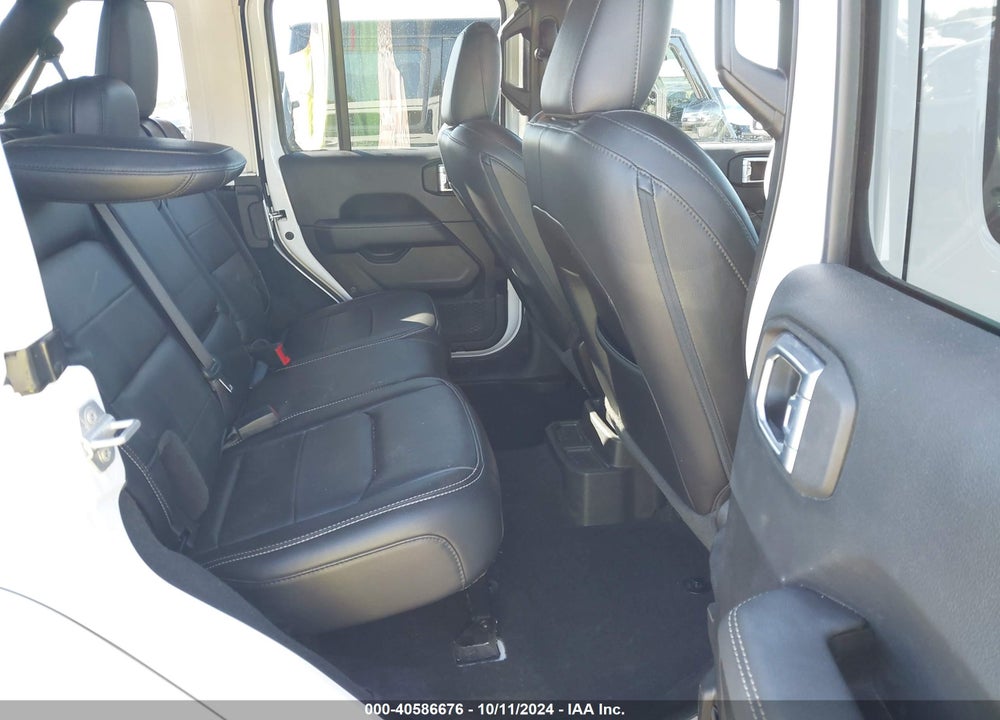 2022 JEEP WRANGLER UNLIMITED SAHARA 4X4 VIN: 1C4HJXEG7NW118355