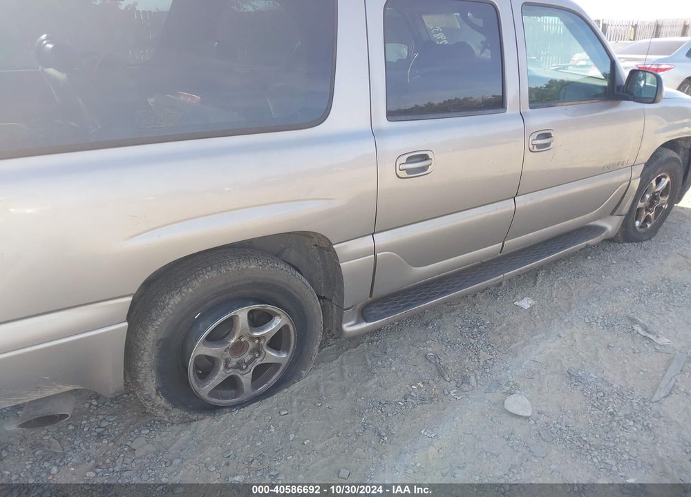 2001 GMC YUKON XL 1500 DENALI VIN: 1GKFK66U81J298394