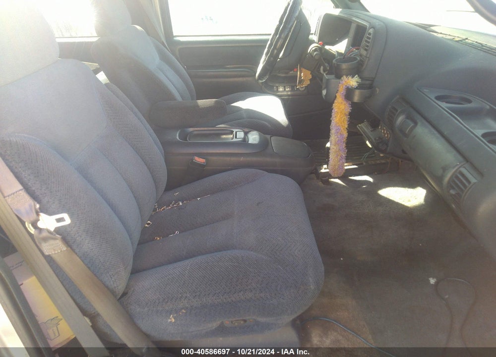 1995 GMC SUBURBAN K1500 VIN: 1GKFK16K6SJ744898