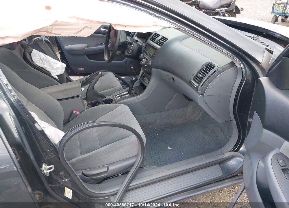 2005 HONDA ACCORD 2.4 LX VIN: 1HGCM56415A144524