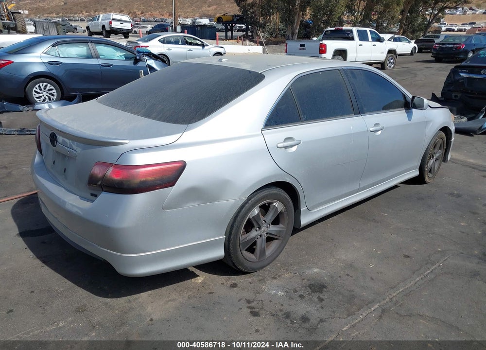 2011 TOYOTA CAMRY SE VIN: 4T1BF3EK7BU135485