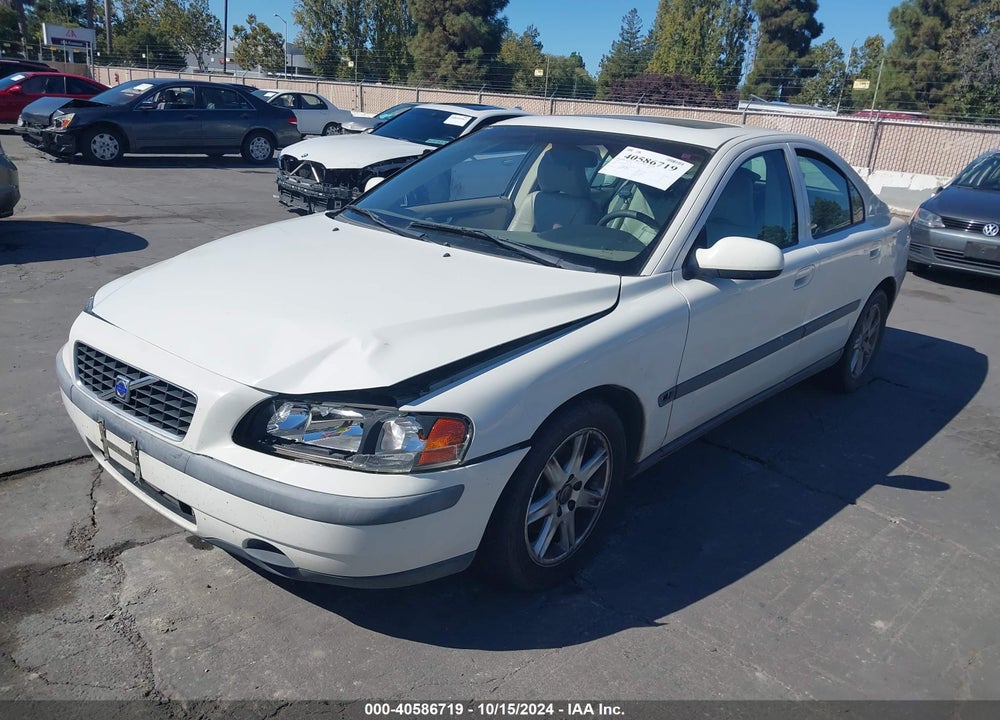 2002 VOLVO S60 2.4T VIN: YV1RS58D922109418