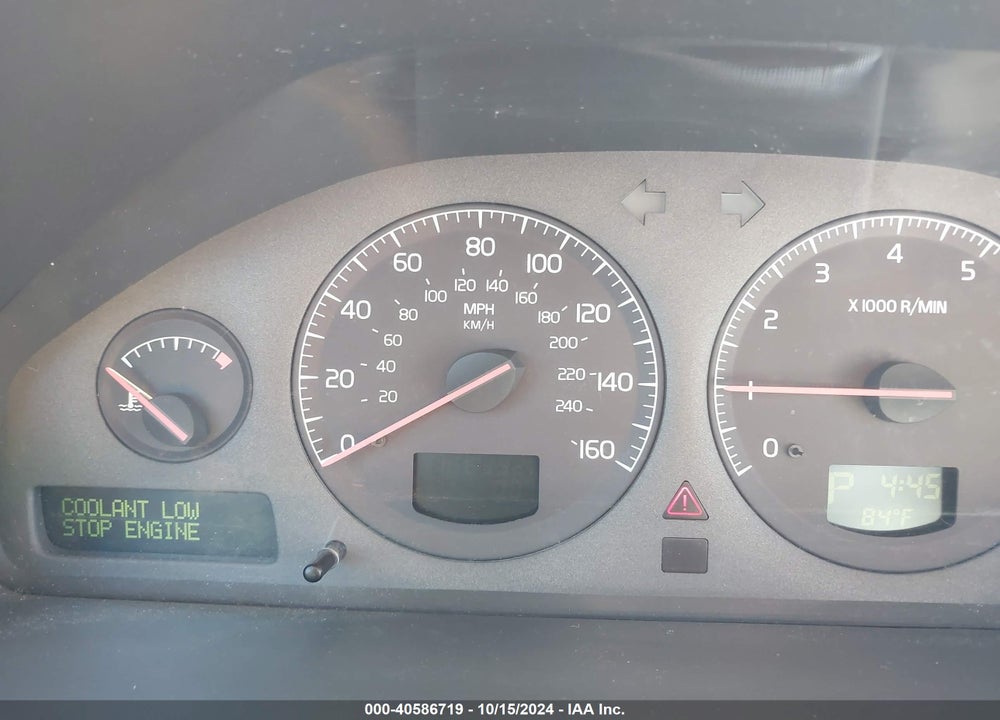 2002 VOLVO S60 2.4T VIN: YV1RS58D922109418