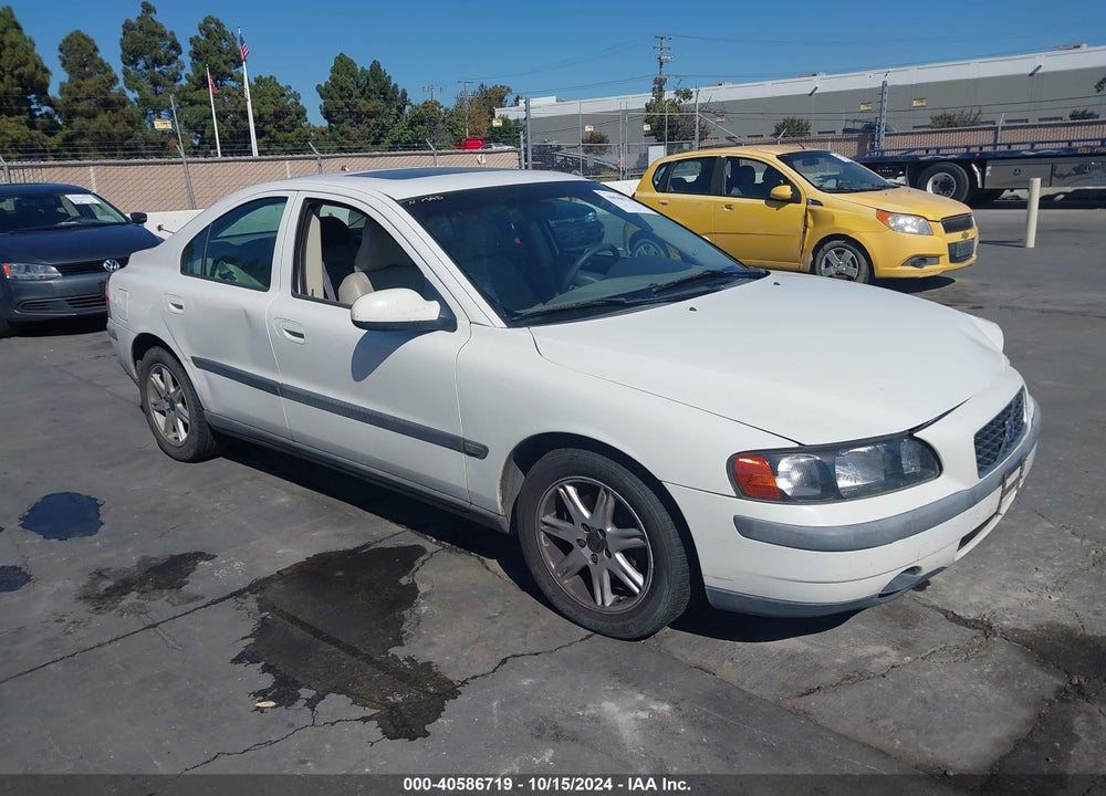 2002 VOLVO S60 2.4T VIN: YV1RS58D922109418