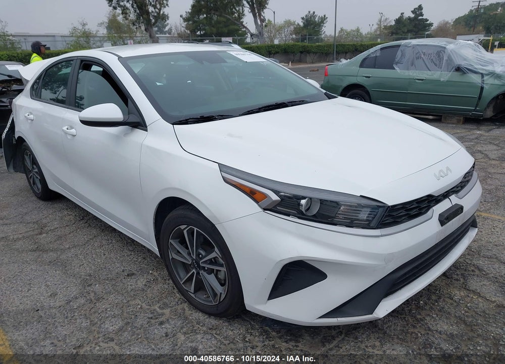 2022 KIA FORTE LXS VIN: 3KPF24AD7NE440423