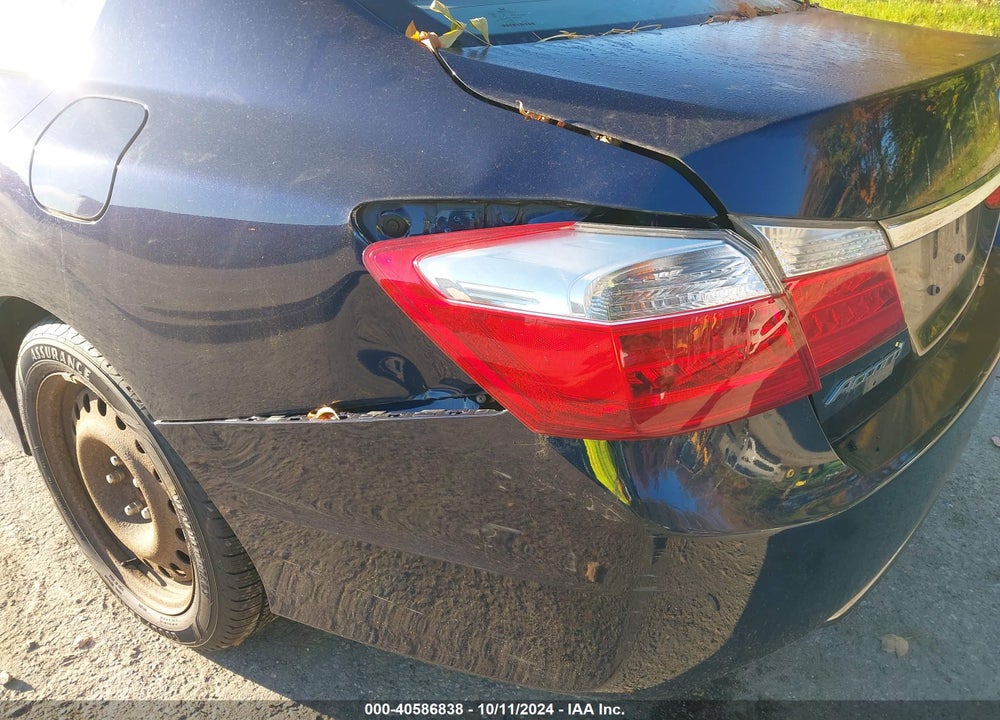 2013 HONDA ACCORD VIN: 1HGCR2F8XDA126430