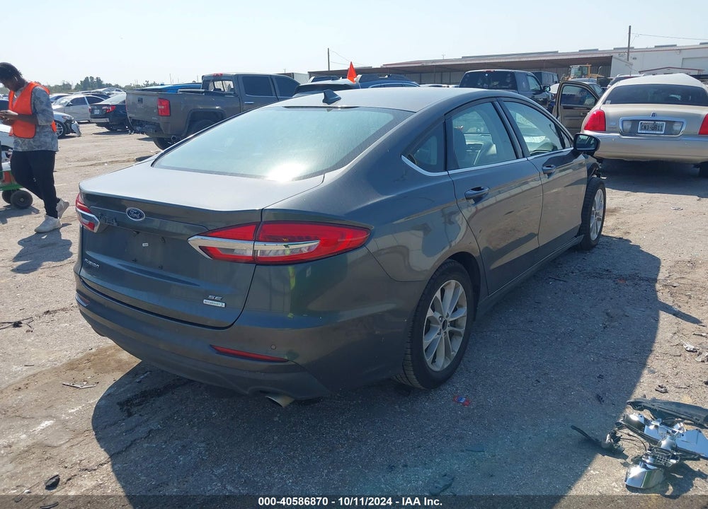 2020 FORD FUSION SE VIN: 3FA6P0HD6LR172315