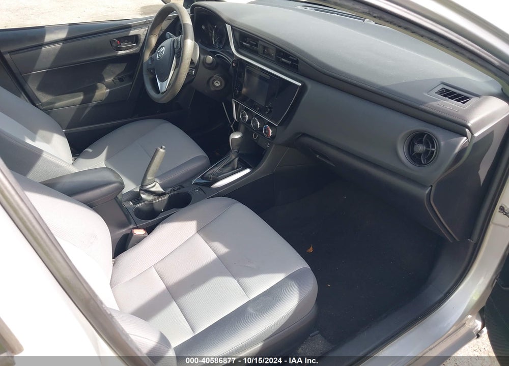 2019 TOYOTA COROLLA L VIN: 2T1BURHE6KC158224