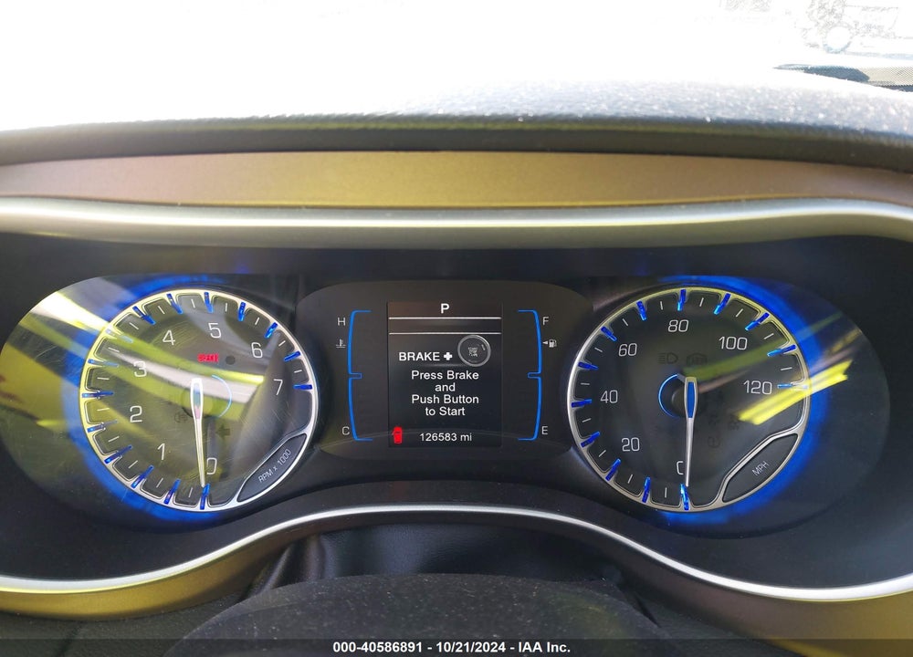 2017 CHRYSLER PACIFICA TOURING L VIN: 2C4RC1BG2HR569593