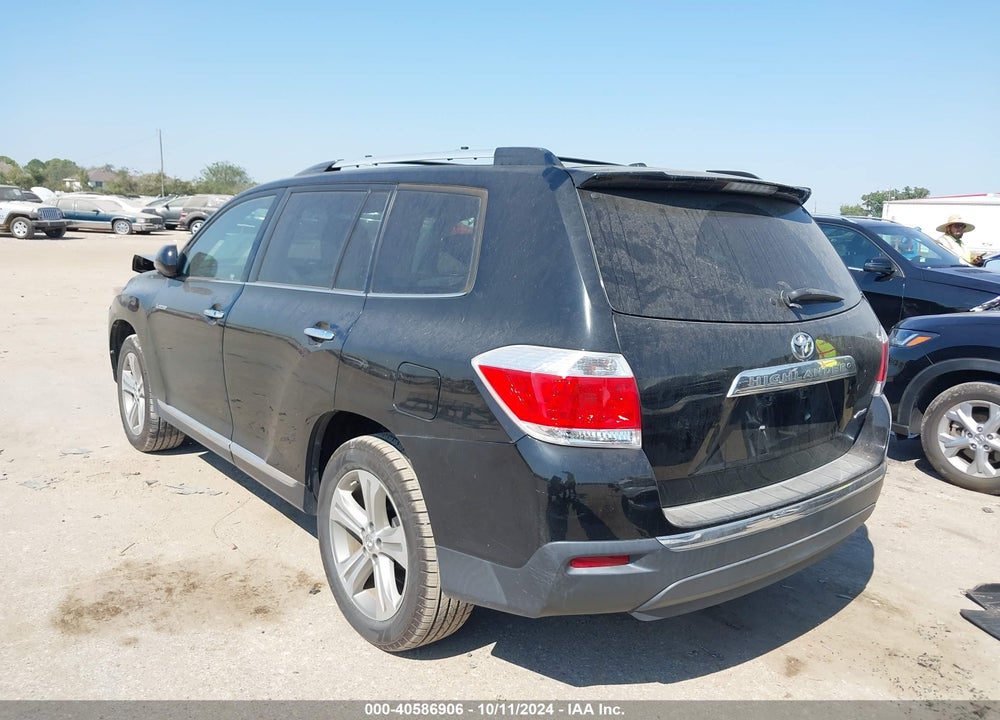 2011 TOYOTA HIGHLANDER LIMITED V6 VIN: 5TDDK3EH0BS085059
