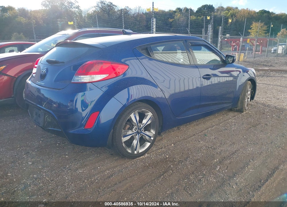 2017 HYUNDAI VELOSTER VALUE EDITION VIN: KMHTC6AD7HU324359
