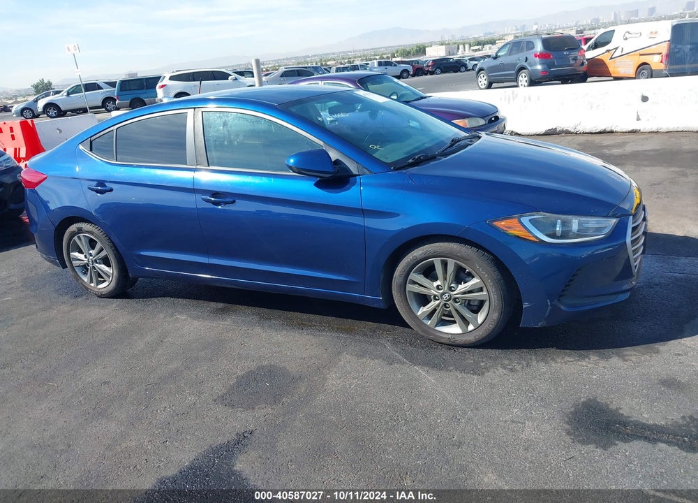 2018 HYUNDAI ELANTRA SEL VIN: 5NPD84LF7JH363269