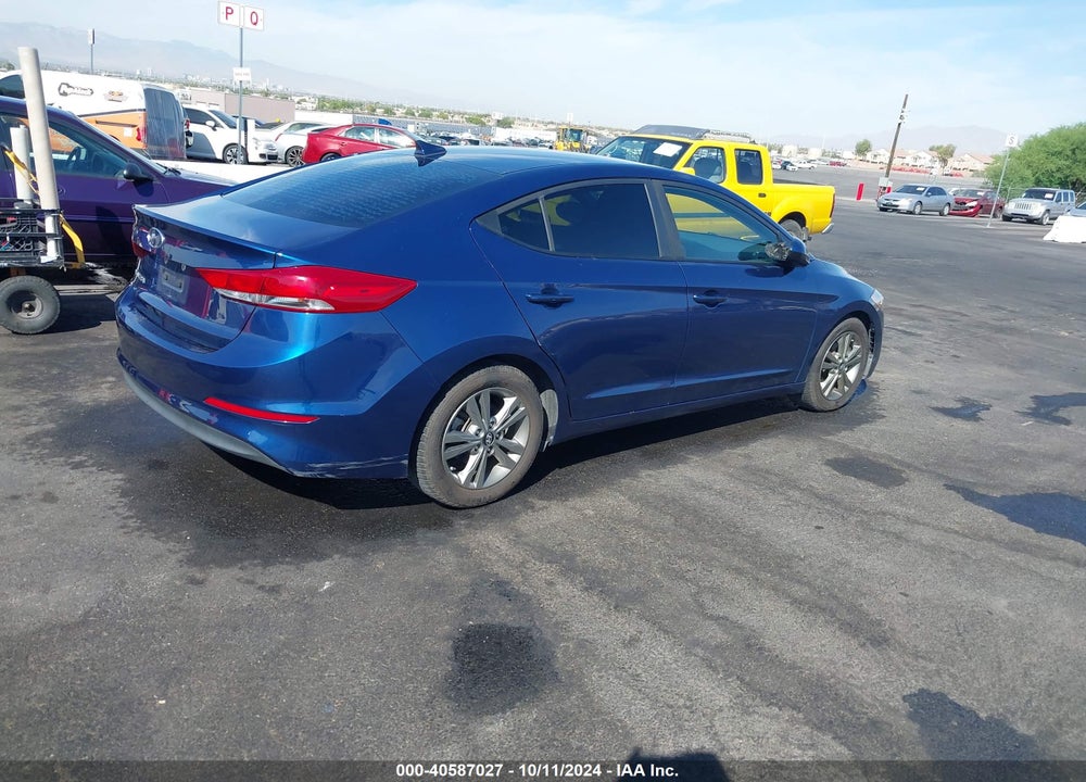 2018 HYUNDAI ELANTRA SEL VIN: 5NPD84LF7JH363269
