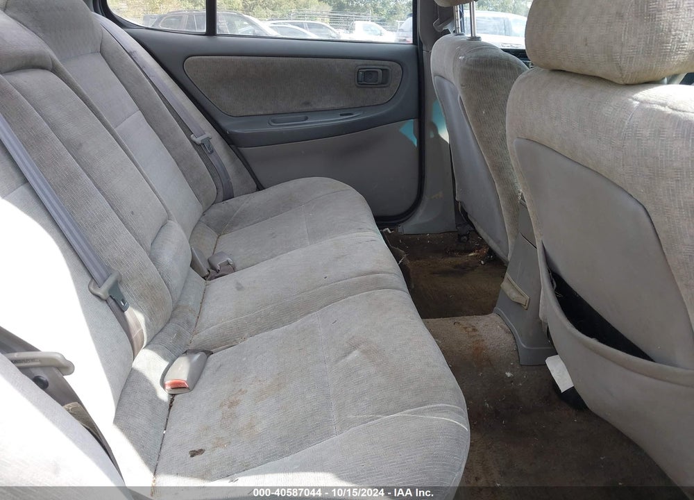 2001 NISSAN ALTIMA GXE VIN: 1N4DL01D91C135929
